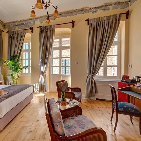 Palazzo Santa Maria Guest house