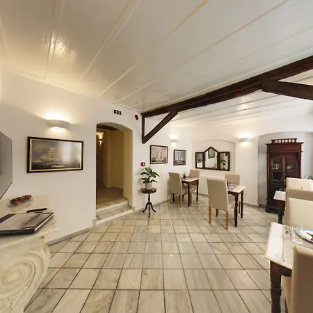 Palazzo Santa Maria - Historic Of Europe 4*